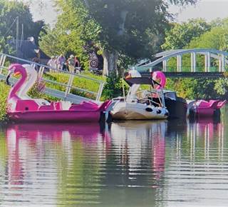 Canal en Balade - Location de bateaux électriques, paddles, canoës, kayaks, pédalos, vélos